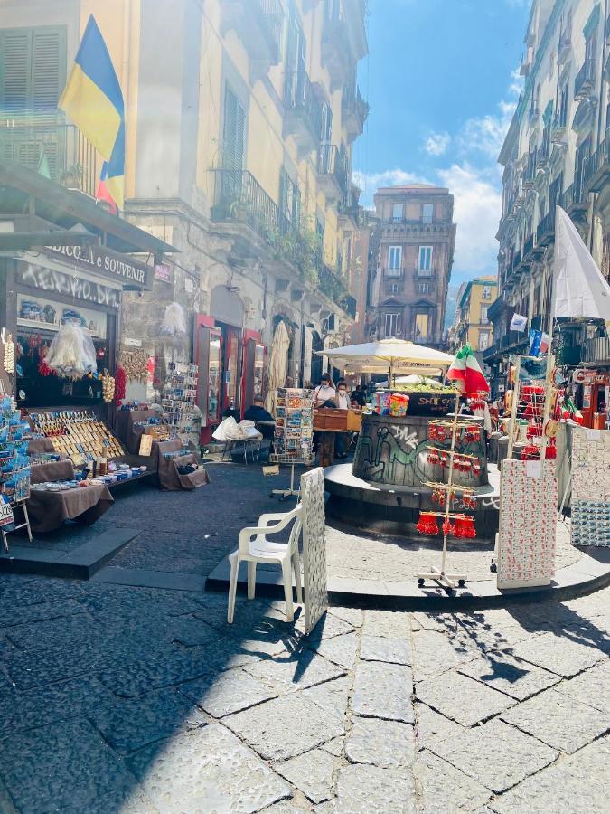 Casa Ninetta - Spaccanapoli - Il Tipico Pianterreno Della Napoli Antica! Kültér fotó